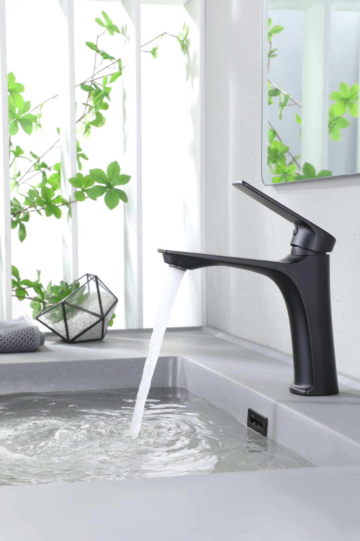 Vanity Faucets Single Hole (4 Colors)
