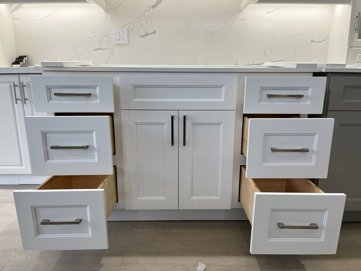 60" Solid Wood Vanity With Quartz Countertop Single Sink White/Grey