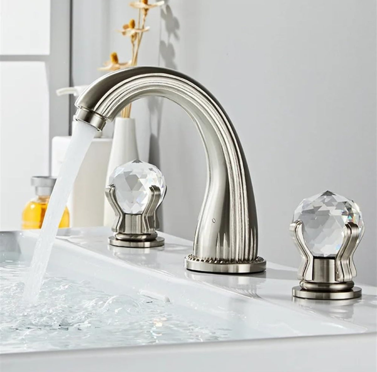 Widespread Faucet Crystal 2-Handle Bathroom Faucet with 3 Holes