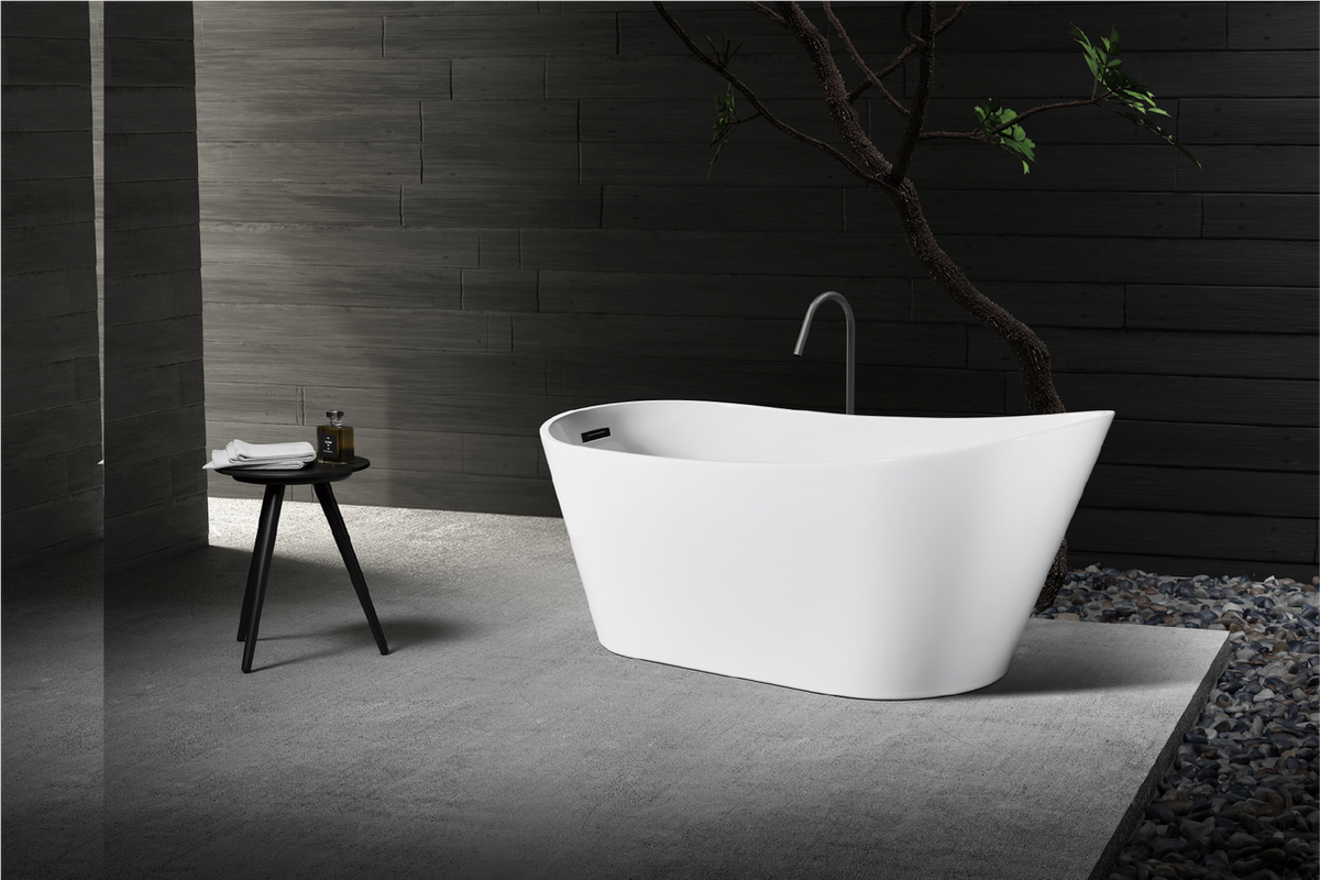 Freestanding Bathtub 67"
